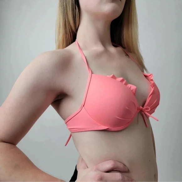 Victoria’s Secret Malibu Push Up Swim Top - Picture 4 of 6